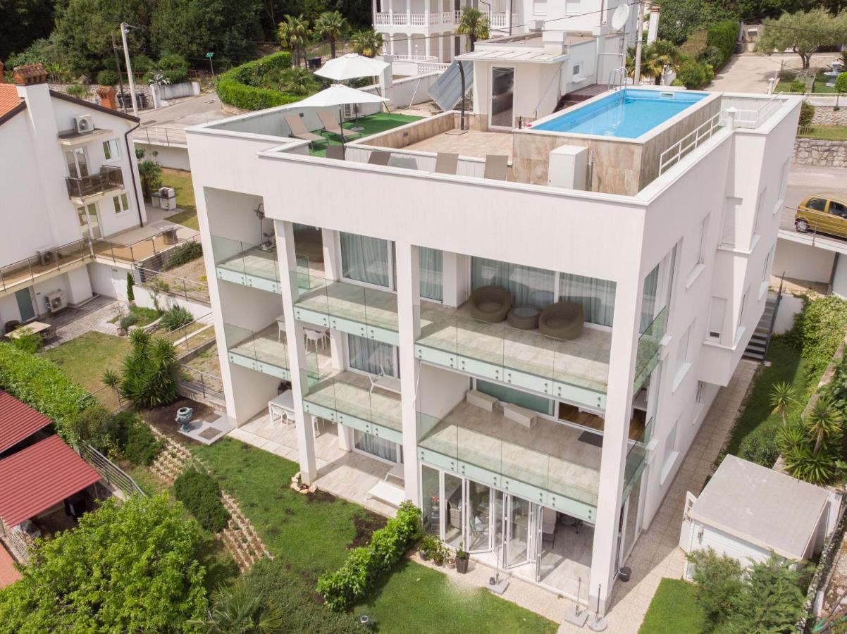Apartment Mara Opatija With Rooftop Swimming Pool Ičići Exterior foto
