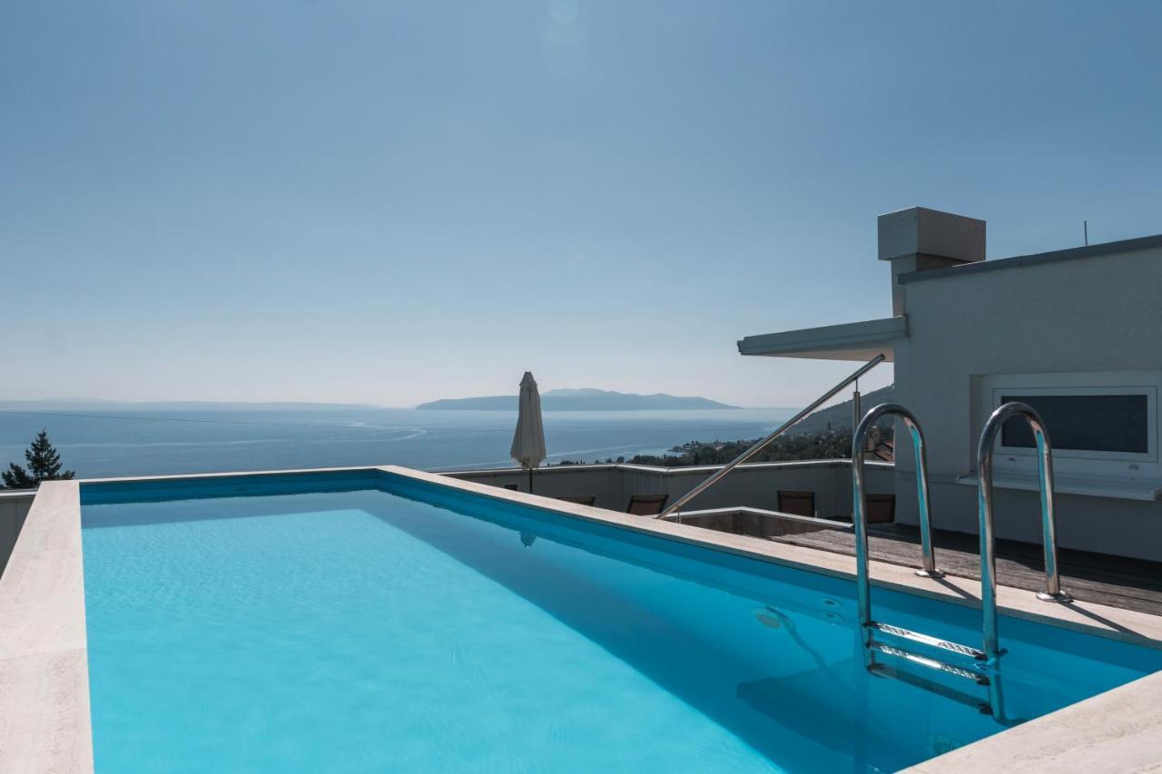 Apartment Mara Opatija With Rooftop Swimming Pool Ičići Exterior foto