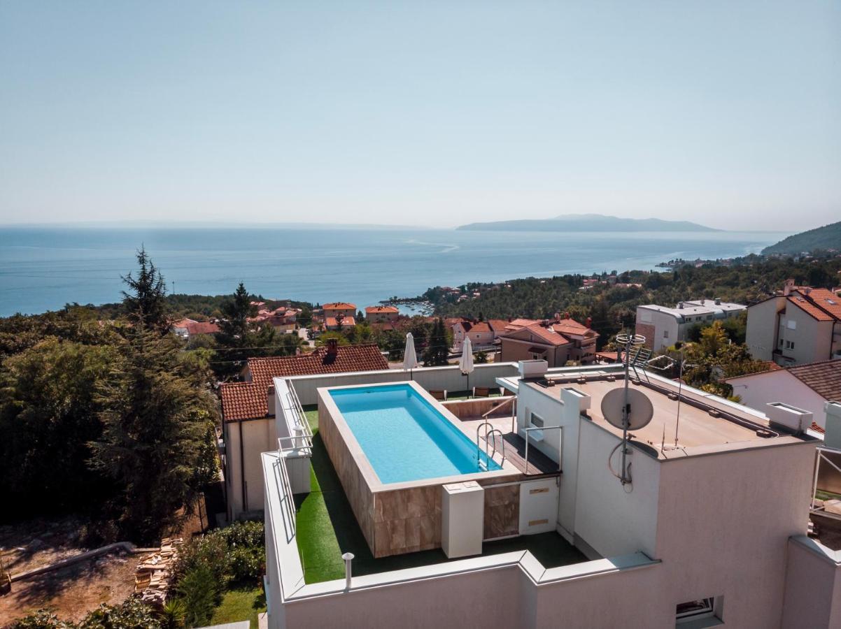 Apartment Mara Opatija With Rooftop Swimming Pool Ičići Exterior foto